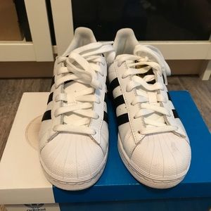 Adidas superstar